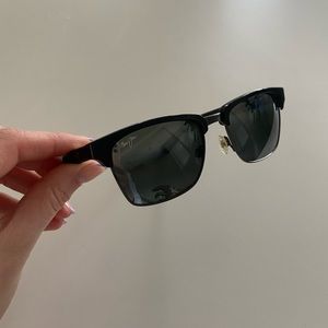 Maui Jim’s sunglasses (men)